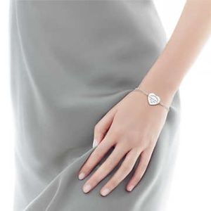 Tiffany And Co Bracelet Heart Tag 